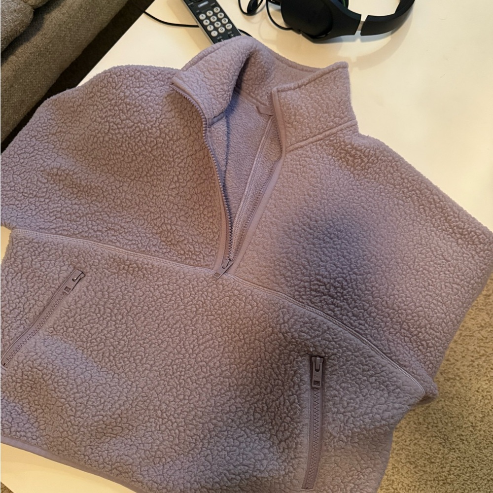 TNA POLAR Cozy Purple/lavender sz xs Fleece Pullover